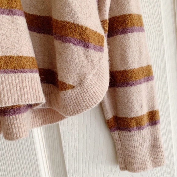 Madewell striped sweater. Boxy oversized fit. - Picture 2 of 8